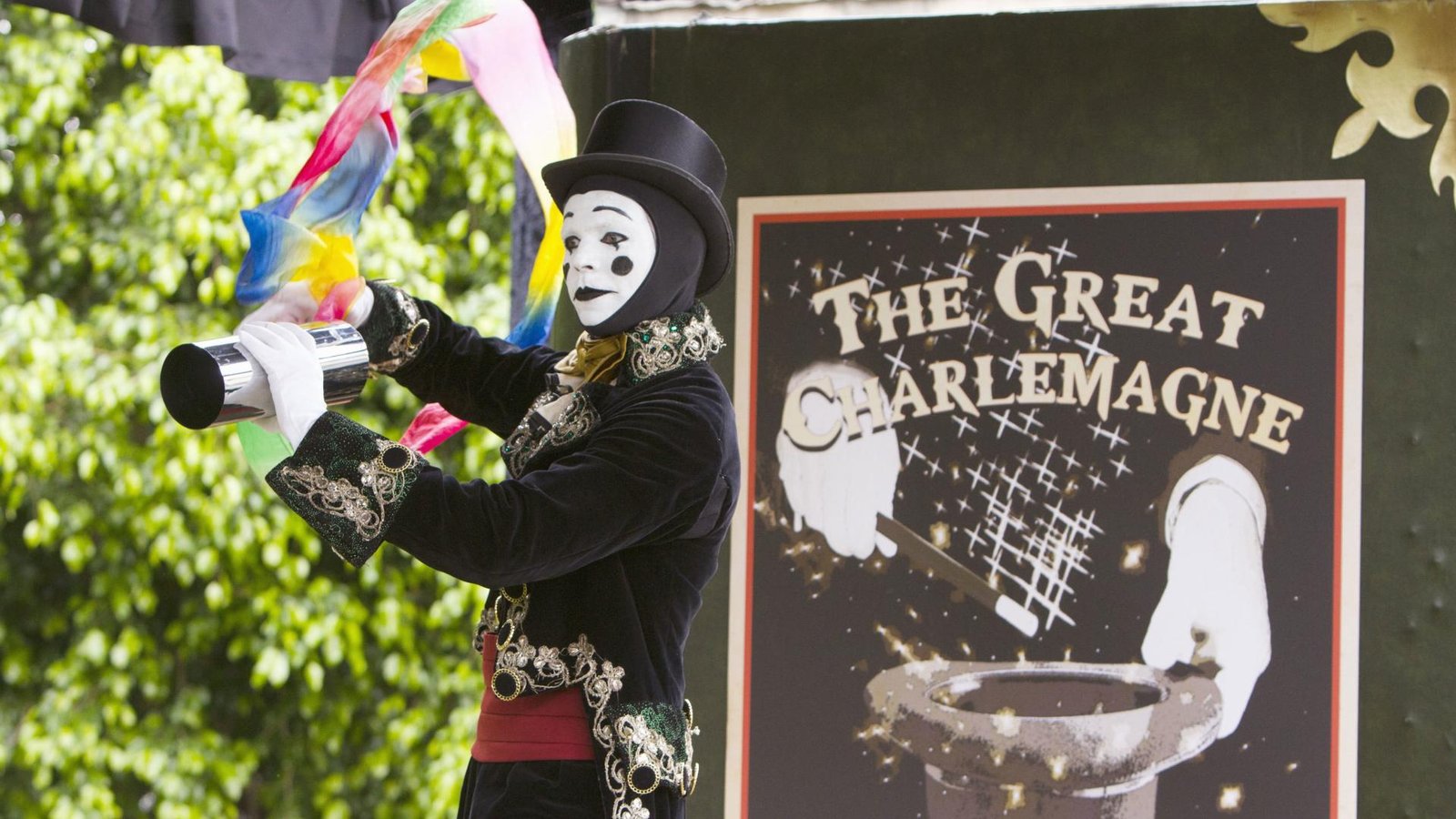 S4E12-Now You See Me, Now You Don't